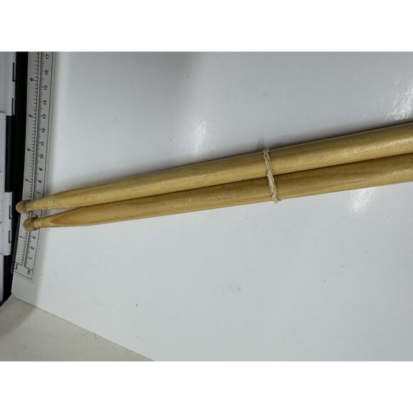 Guitar Hero World Tour Replacement Wood Drum Sticks for Wii, PS2, PS3, Xbox 360 - Picture 3 of 6